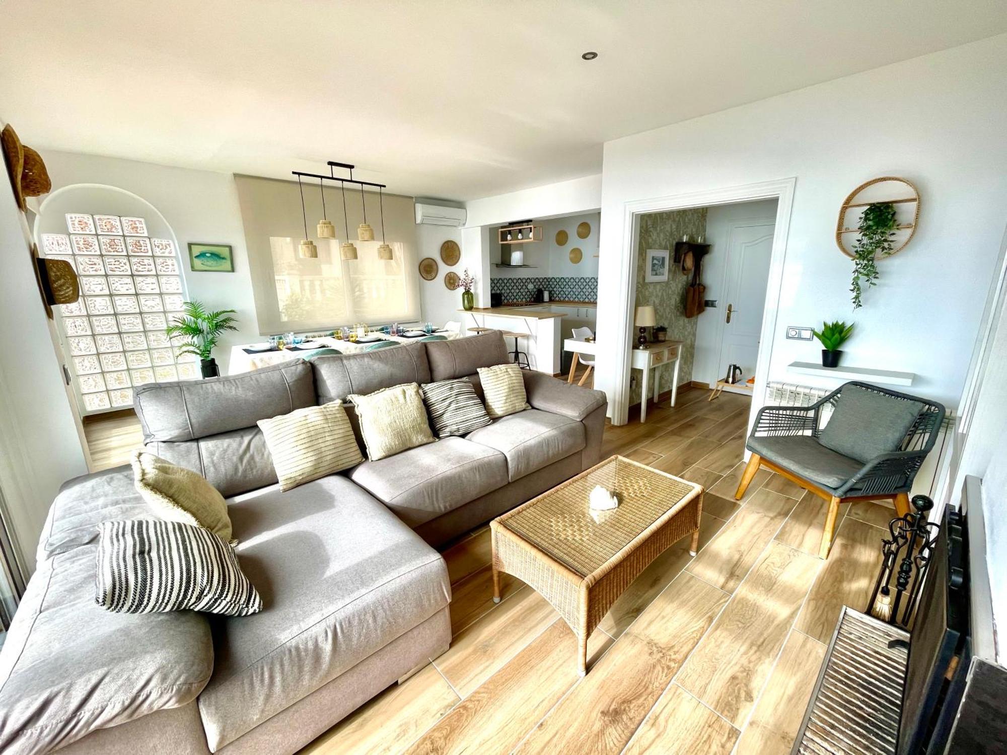 Seahomes Vacations, La Casa Blue Mediterranean Lifestyle Blanes Zewnętrze zdjęcie
