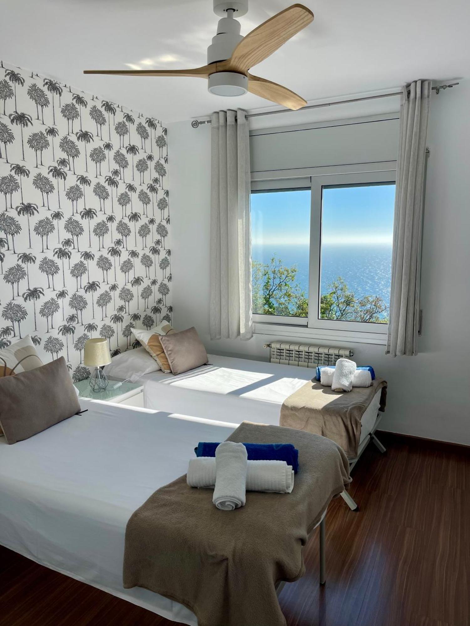 Seahomes Vacations, La Casa Blue Mediterranean Lifestyle Blanes Zewnętrze zdjęcie